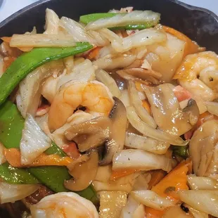 Seafood Sizzling Noodles