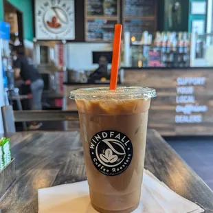 Iced pistachio mint latte