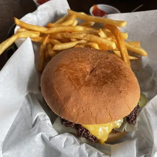 Burger wit fries