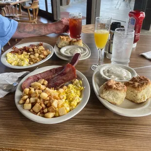 Kentucky Favorite Breakfast with Mimosa and Traditional Breakfast with Sweet Tea.