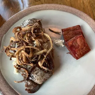 Strip streak &amp; vegetable pave