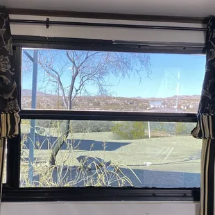 This is a much better picture of the windows you get a clear view of how badly the work was done