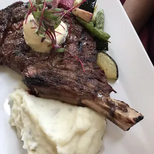 Tomahawk Ribeye