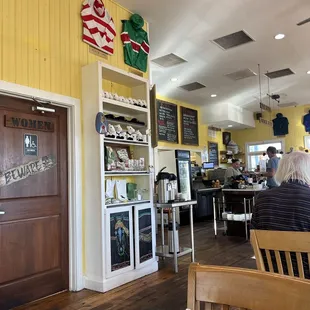 Home style diner and southern feel