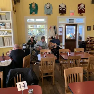 Live music on Friday nights!!