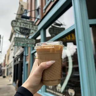 Iced Caramel Brûlée Latte