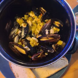 Thai Coconut Mussels