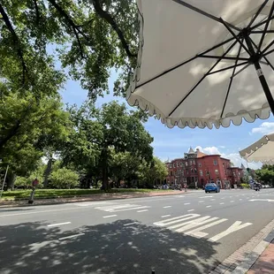 lincoln park across street