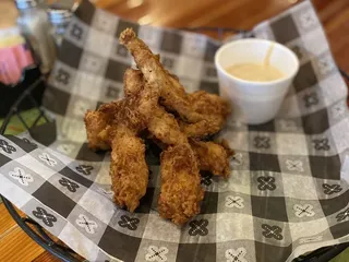 Lake Bottom Brewery & Distillery Corcoran