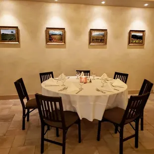 Vineyard Room