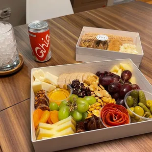 A great selection with amazing presentation. Who doesn't like a meat rose?