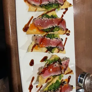 Ahi nachos