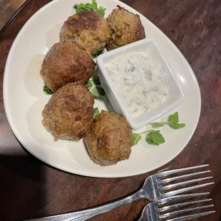 Mediterranean lamb meatballs