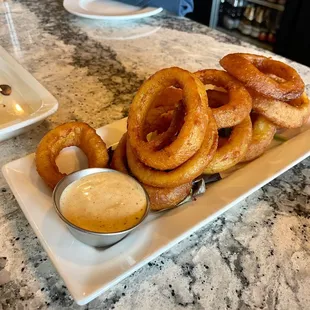 Who doesn't love onion rings!? So good!
