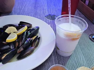 Blue Parrot Grill