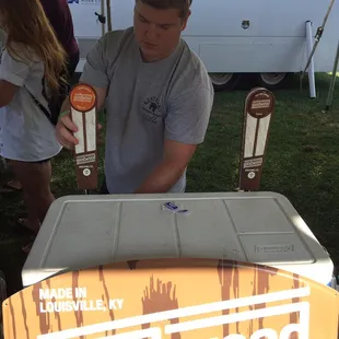 Teamwork -- that&apos;s a KY Ale rep pouring for Goodwood. #LocalLove #Community