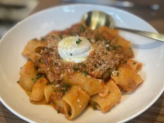 AMARI Italian Kitchen & Wine Shop