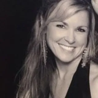 Tasha D.