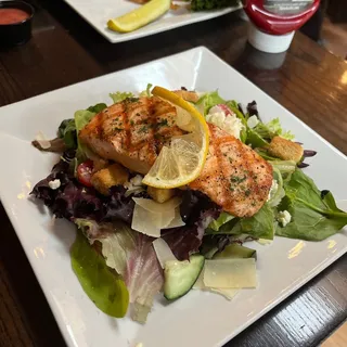 Mixed Green Salmon Salad