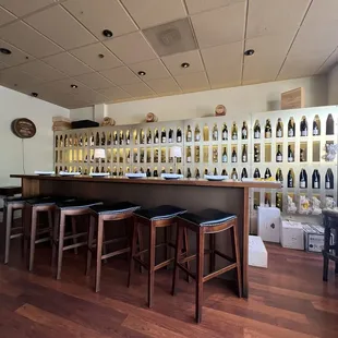 interior, ramen and noodles