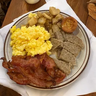 Breakfast buffet every day