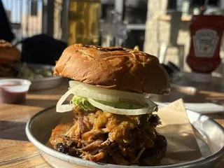 Toro Burger Bar - Cimarron