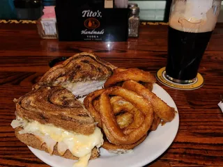 O'Conners Irish Pub