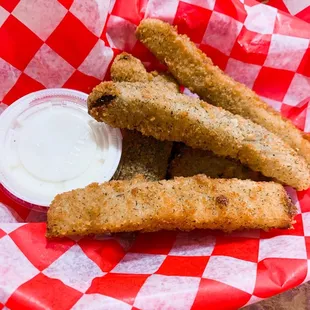 Fried pickles
