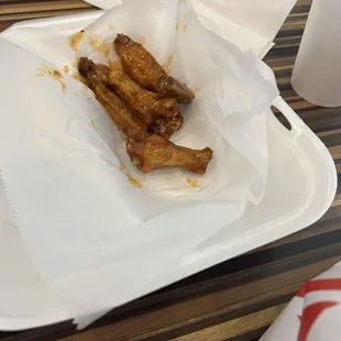 chicken wings and fried chicken, food