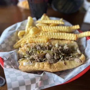 Cheesesteak and fries (no seasoning)