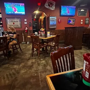 the inside of a restaurant