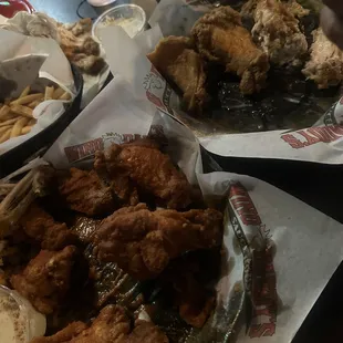 fried chicken wings, poultry, bbq chicken, chicken, chicken wings, food, chicken wings and fried chicken, fried chicken, bbq wings