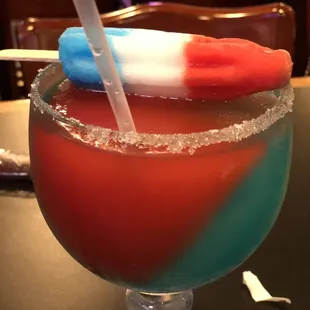 bebidas super deliciosas y la comida excelente , lo ame