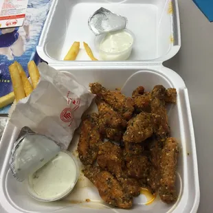 10 piece dirty bird wings and a jr. Fry with extra ranch.