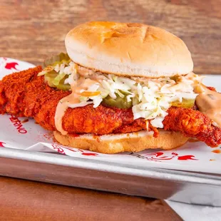 bbq chicken, fried chicken wings, chicken wings, fried chicken, chicken wings and fried chicken, poultry, food, bbq wings, chicken