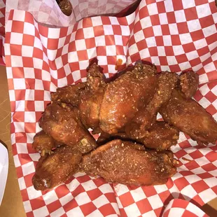 Cajun habanero extra crunchy wings.