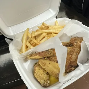 Honey lemon pepper &amp; sweet garlic soy sauce