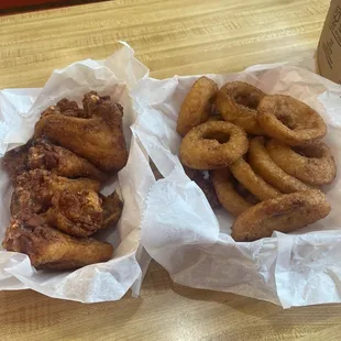 6 full wings and an order of onion rings! Both were terrific!