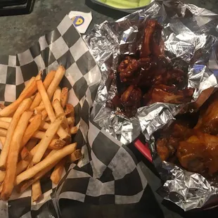 smoked hickory &amp; golden (honey mustard) wings on lunch special. 10 wings (2flavors) fries &amp; a drink for $9.50!