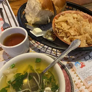 Wonton soup