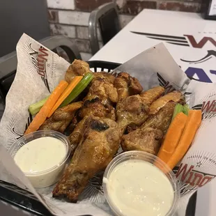 poultry, fried chicken wings, chicken wings and fried chicken, chicken, fried chicken, food, chicken wings, bbq wings, bbq chicken