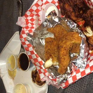 spicy garlic and kansas city 9PC TENDERS
