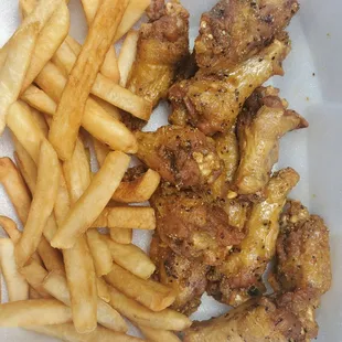 chicken, chicken wings and fried chicken, poultry, fried chicken wings, bbq wings, chicken wings, bbq chicken, fried chicken, food