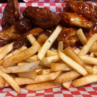 12pc Bone-in Wings Combo