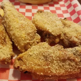 Garlic parmesan wings, all flats requested