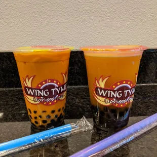 Thai tea and mango tea with boba