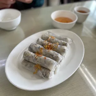 Banh cuon wow wow good