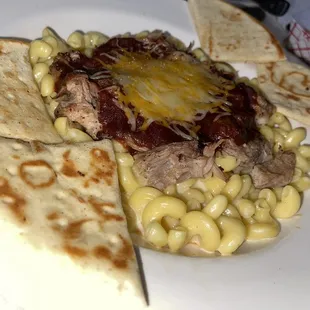 Pulled pork Mac and cheese!  Yum!!!