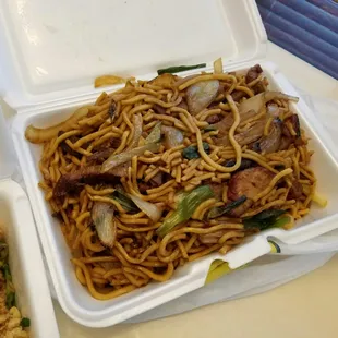 BBQ Lo Mein