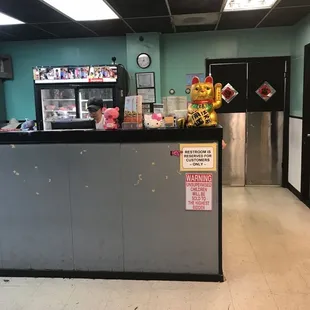 My friend Pradeep took this picture. I think the warning message is funny